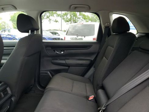 Used 2025 Honda CR-V LX image 11