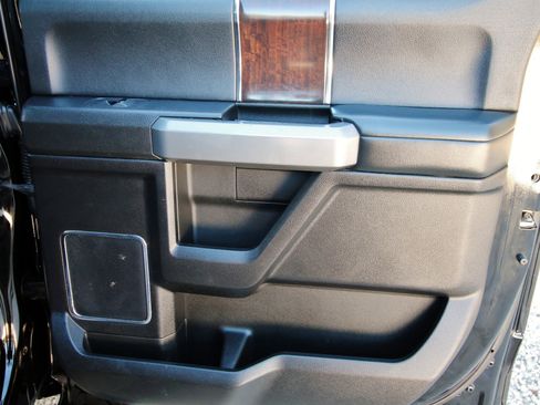 Used 2017 Ford F250 Platinum image 48