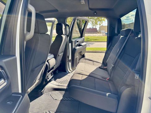 Used 2024 Chevrolet Silverado 2500 LT image 16