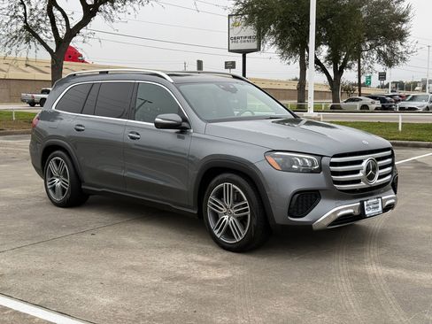 Used 2024 Mercedes-Benz GLS 450 4MATIC image 6