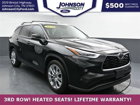 Used 2024 Toyota Highlander Limited image 1
