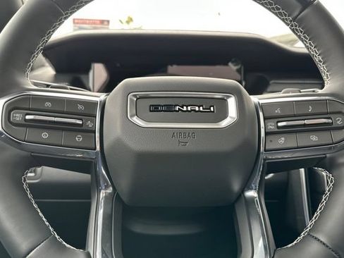 New 2026 GMC Acadia Denali w/ Super Cruise Package AWD/4WD image 27