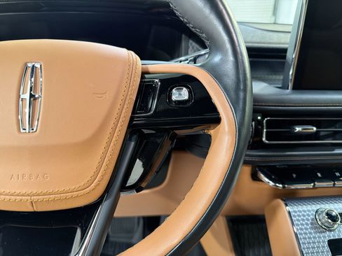 Used 2023 Lincoln Aviator Black Label Grand Touring w/ Class IV Trailer Tow Package image 15