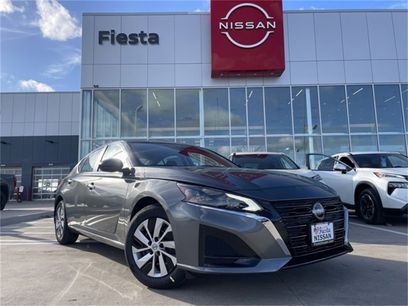 New 2025 Nissan Altima 2.5 S