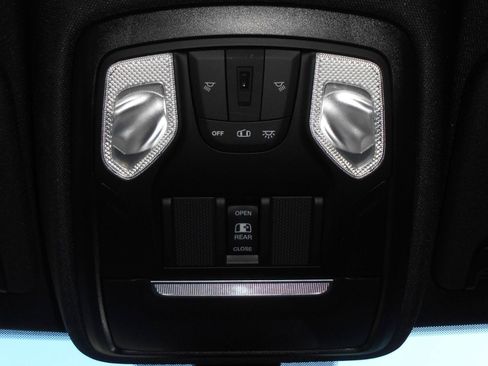 Used 2022 RAM 1500 Big Horn AWD/4WD image 24