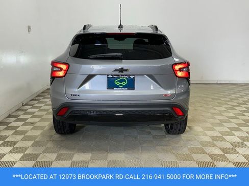 Certified 2026 Chevrolet Trax RS w/ Driver Confidence Package FWD image 5