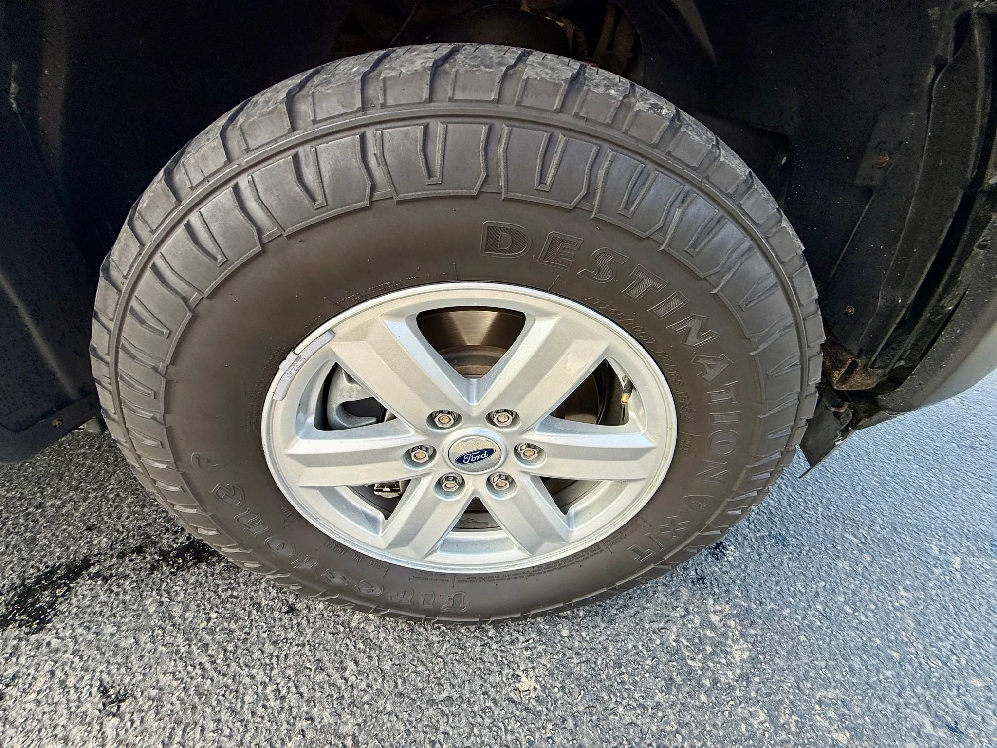 Used 2018 Ford F150 XL w/ Equipment Group 101A Mid AWD/4WD image 17