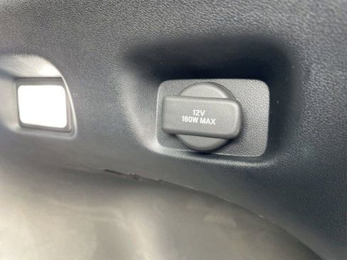 Used 2023 Honda HR-V Sport image 17