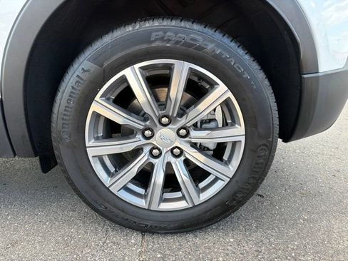 Used 2023 Cadillac XT4 Sport w/ Cold Weather Package AWD/4WD image 11