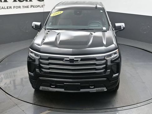Used 2023 Chevrolet Silverado 1500 High Country w/ High Country Premium Package AWD/4WD image 57