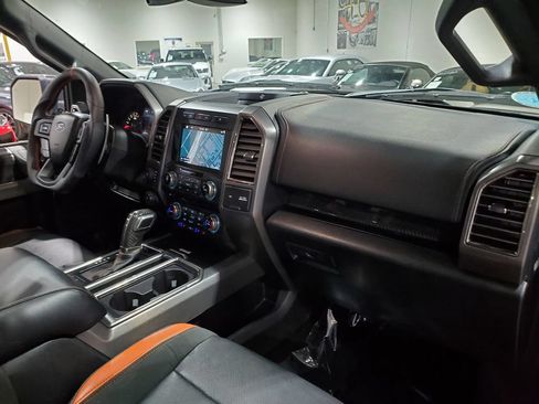 Used 2018 Ford F150 Raptor w/ Equipment Group 802A Luxury AWD/4WD image 15