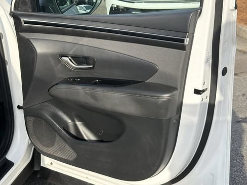 Certified 2022 Hyundai Tucson SEL AWD/4WD image 16
