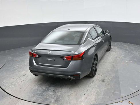 Used 2022 Nissan Altima 2.5 SR image 31