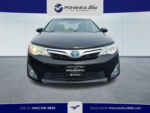 Used 2012 Toyota Camry XLE w/ Leather Pkg FWD image 2