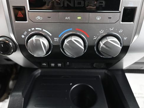 Used 2021 Toyota Tundra SR5 w/ SR5 Upgrade Package AWD/4WD image 24