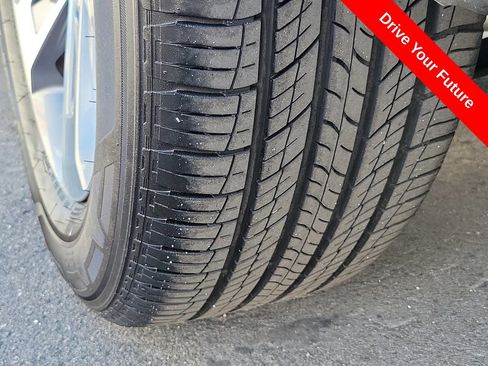 Used 2024 Honda Pilot EX-L image 29