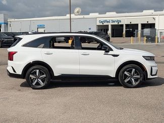 Used 2023 Kia Sorento S w/ Panoramic Sunroof Package FWD video 4