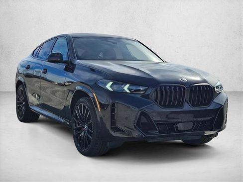New 2026 BMW X6 xDrive40i w/ Climate Comfort Package image 7