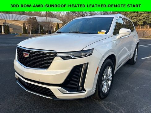 Used 2025 Cadillac XT6 Luxury image 1