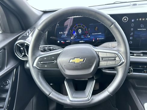 Certified 2025 Chevrolet Equinox LT image 11