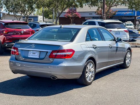 Used 2013 Mercedes-Benz E 350 Sedan image 4