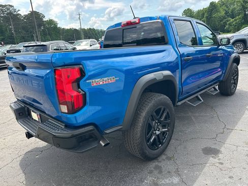 Used 2024 Chevrolet Colorado Trail Boss w/ Advanced Trailering Package AWD/4WD image 6