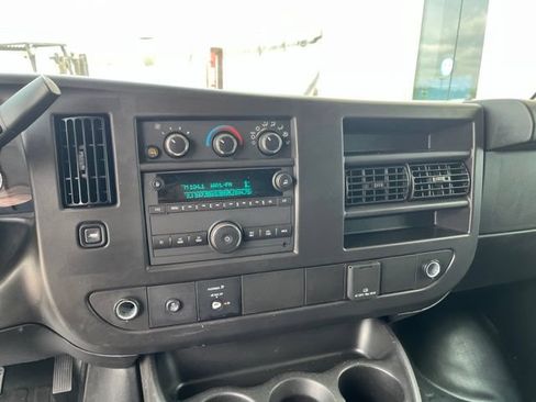 Used 2025 GMC Savana 2500 w/ Driver Convenience Package RWD image 12
