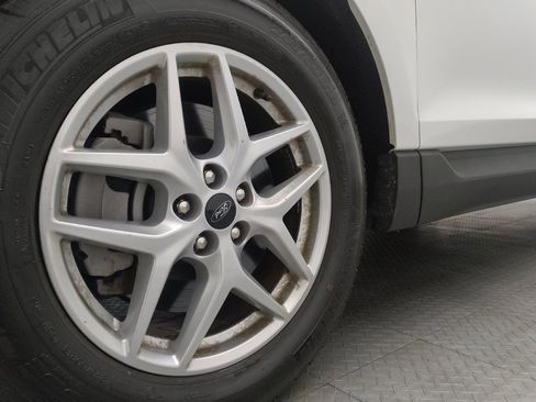 Used 2024 Ford Edge SEL image 31