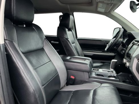 Used 2018 Toyota Tundra Limited w/ Limited Premium Package image 15