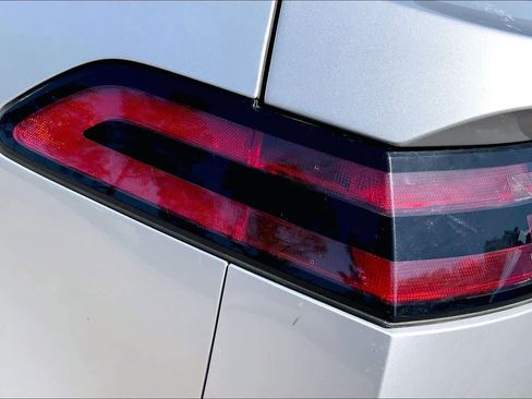 Used 2015 Chevrolet Volt w/ Enhanced Safety Package 1 FWD image 28