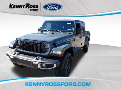 Used 2024 Jeep Gladiator Sport
