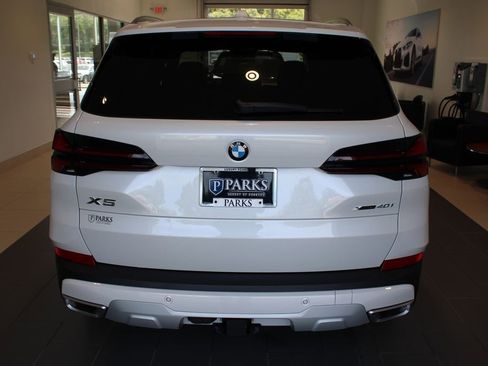 New 2026 BMW X5 xDrive40i w/ Climate Comfort Package AWD/4WD image 25