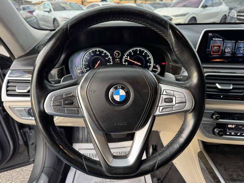 Used 2017 BMW 750i xDrive AWD/4WD image 12