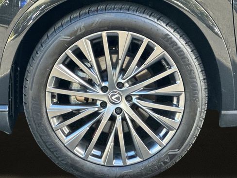 Certified 2024 Lexus RX 350 w/ Luxury Package image 12