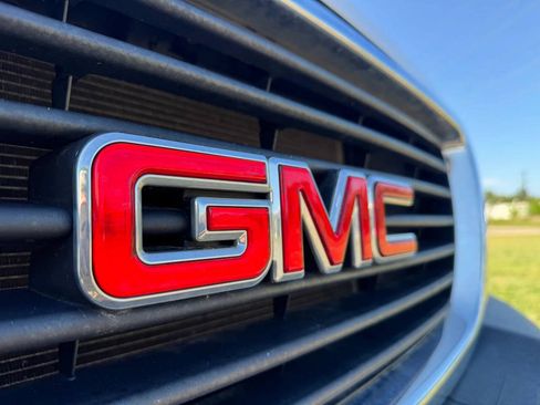 Used 2023 GMC Savana 3500 w/ Shuttle Bus Package RWD image 24