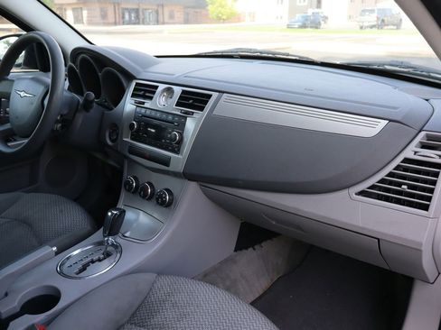 Used 2008 Chrysler Sebring LX FWD image 17