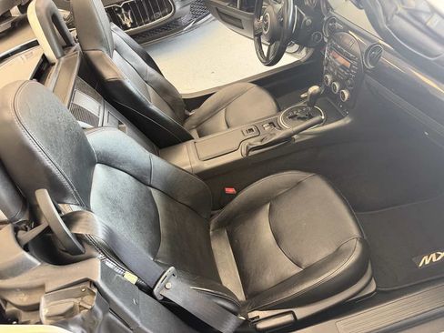 Used 2015 MAZDA MX-5 Miata Grand Touring w/ Premium Package RWD image 21