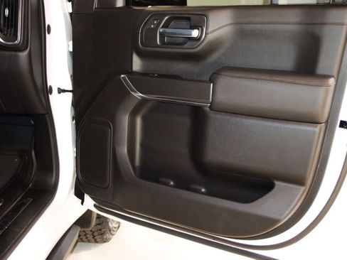 Used 2022 GMC Sierra 1500 AT4 image 59