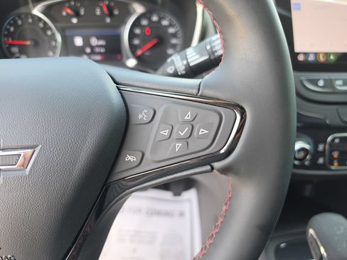Used 2023 Chevrolet Equinox RS w/ RS Leather Package FWD image 36