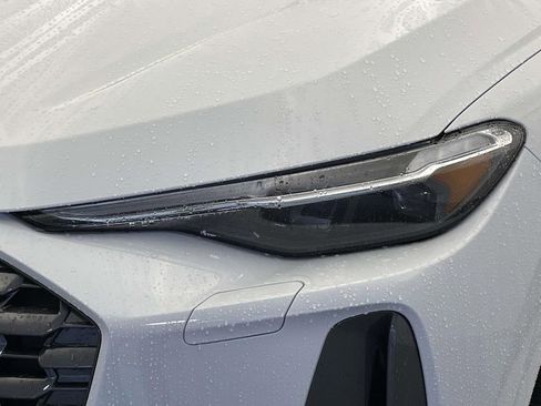 New 2025 Audi Q5 Premium Plus image 15