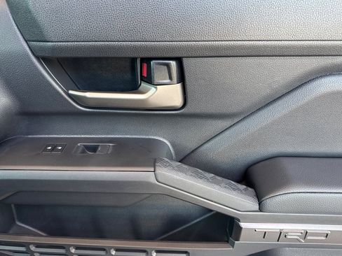 New 2025 Toyota Tacoma TRD Off-Road image 20