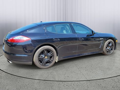 Used 2012 Porsche Panamera 4 AWD/4WD image 3