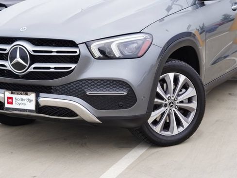 Used 2022 Mercedes-Benz GLE 350 4MATIC w/ Premium Package image 5