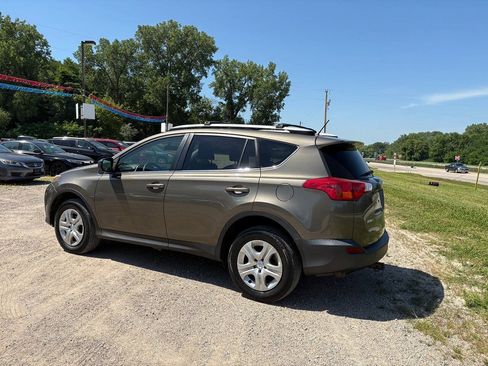 Used 2015 Toyota RAV4 LE AWD/4WD image 11