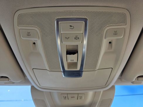 Used 2017 Mercedes-Benz GLS 550 4MATIC image 23