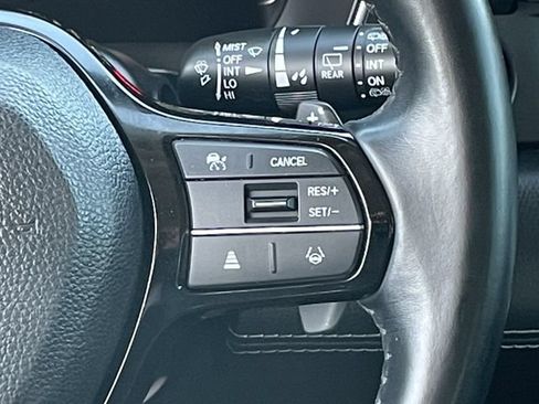 Used 2025 Honda Pilot EX-L image 14