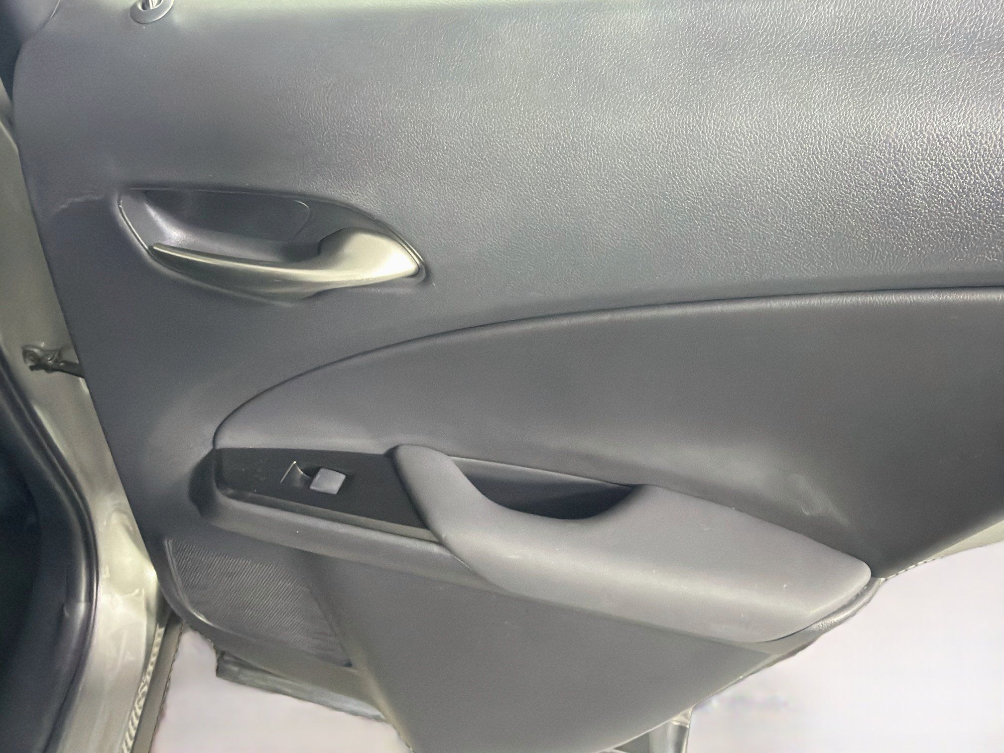 Used 2021 Lexus UX 200 w/ Accessory Package (Z2) FWD image 28