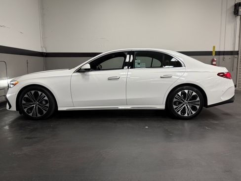 Used 2025 Mercedes-Benz E 350 Sedan image 9