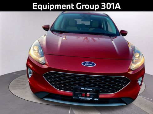 Used 2021 Ford Escape SEL image 3