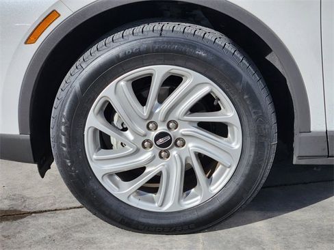 Used 2023 Lincoln Corsair FWD image 12